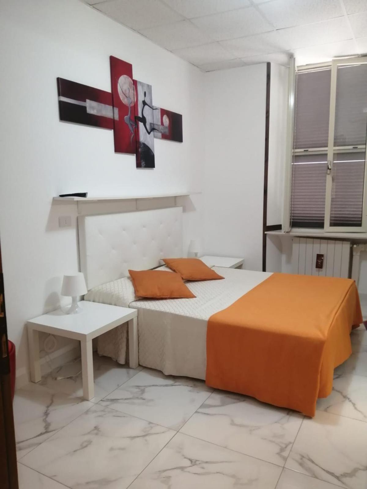 Albergo Ollolai Чивитавекия Екстериор снимка